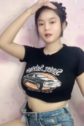 LAURA KAsih Live Show Totalitas.jpg