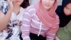 3 Cewek hijab Kena Gilirs 1.bmp