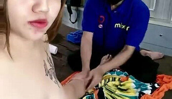 AYANK SCARLET Sewa Bapak Pijat 1.jpg