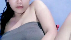 QUEENA Ngocok Enak Pakai Jari