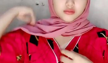Syellaa hijab.jpg