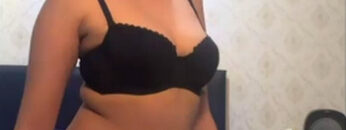 YUANITA Hijab Doyan Colmek.jpg