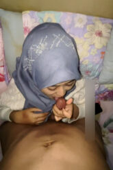 HIJAB Cantik Pacaran Ngewe.jpg