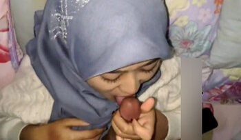 HIJAB Cantik Pacaran Ngewe.jpg