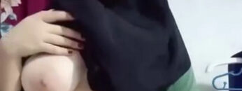 NENI Hijab Pelajar Suka Rekaman Bogel.jpg