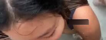 Rekam NGEWE Di Kolam Renang.jpg