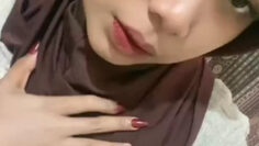 NAZWA Hijab Ketagihan Omek.jpg