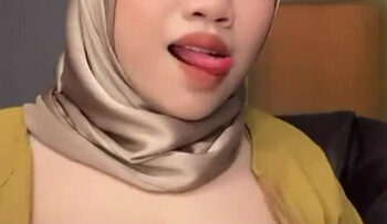 HIJAB UPIK NILAM Plintir Uting.jpg