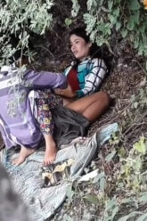 Ngintip PACARAN Ngewe Di Semak Semak.jpg